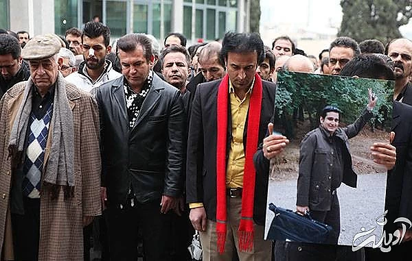 نیما نهاوندیان